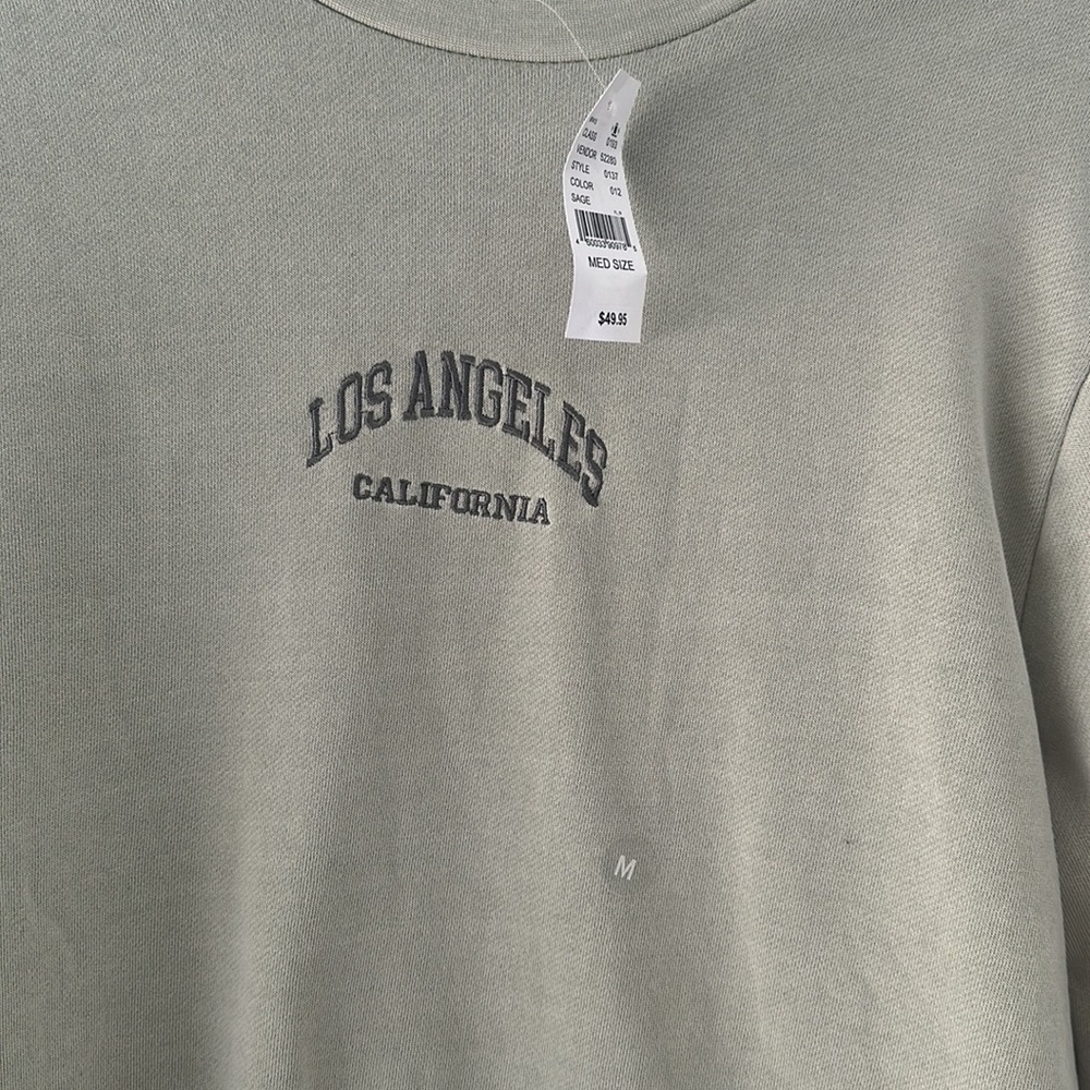 Crewneck 💚🤍 - Picture 2 of 5